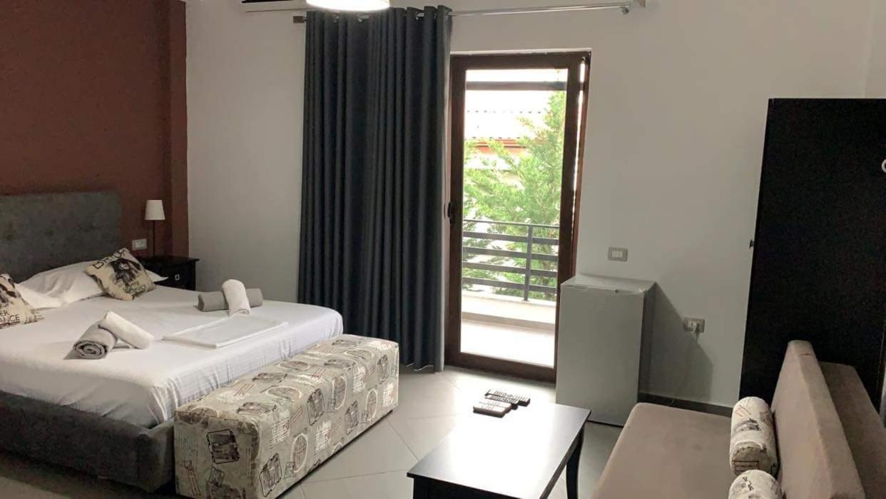 Hotel Natali Dhermi Exterior photo